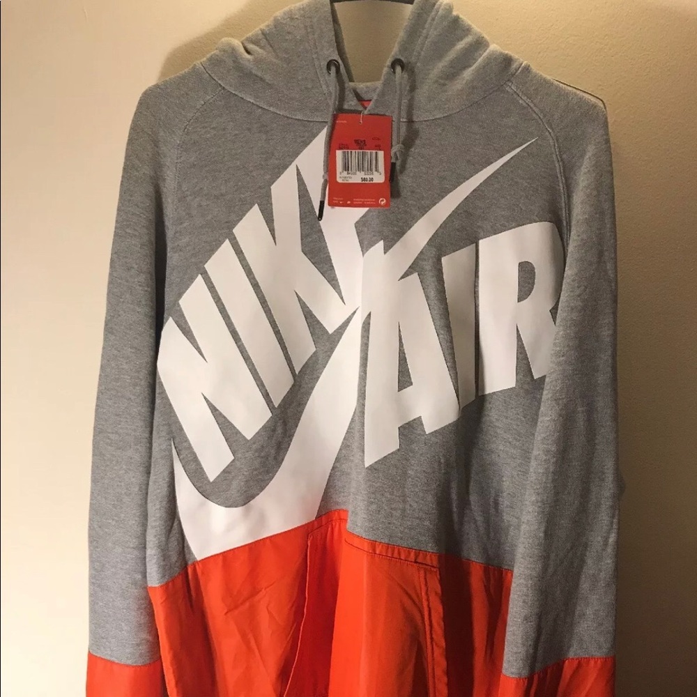 Nike sweatshirt